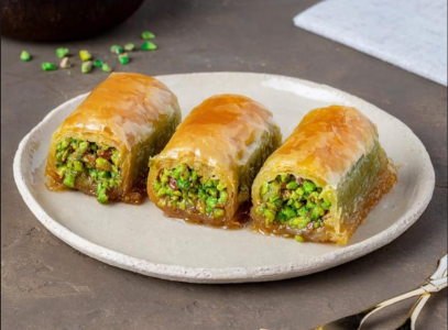 Pistachio Roll Baklava