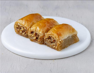 بقلاوة رول الجوز