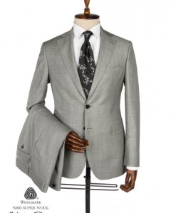 High-Quality Men's Suit