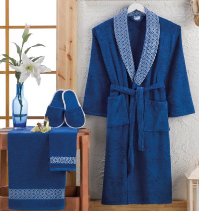 Soft Curl Bathrobe Set