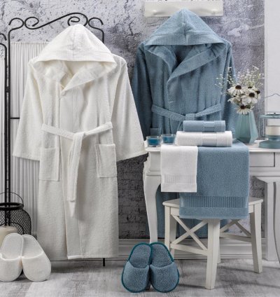 Soft Curl Bathrobe Set