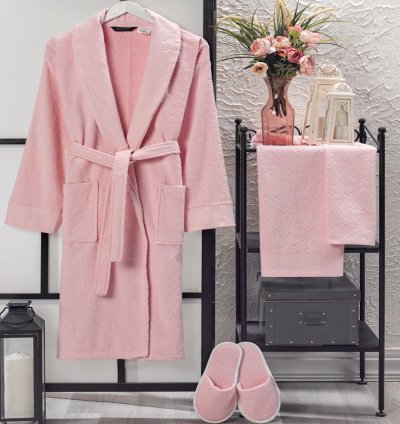 Velvet Bathrobe Set – Luxurious & Soft Touch