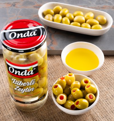 Onda Pepper-Stuffed Olives